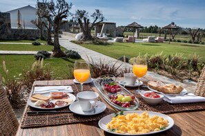 Free daily local cuisine breakfast 