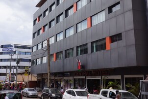 Fyrir utan