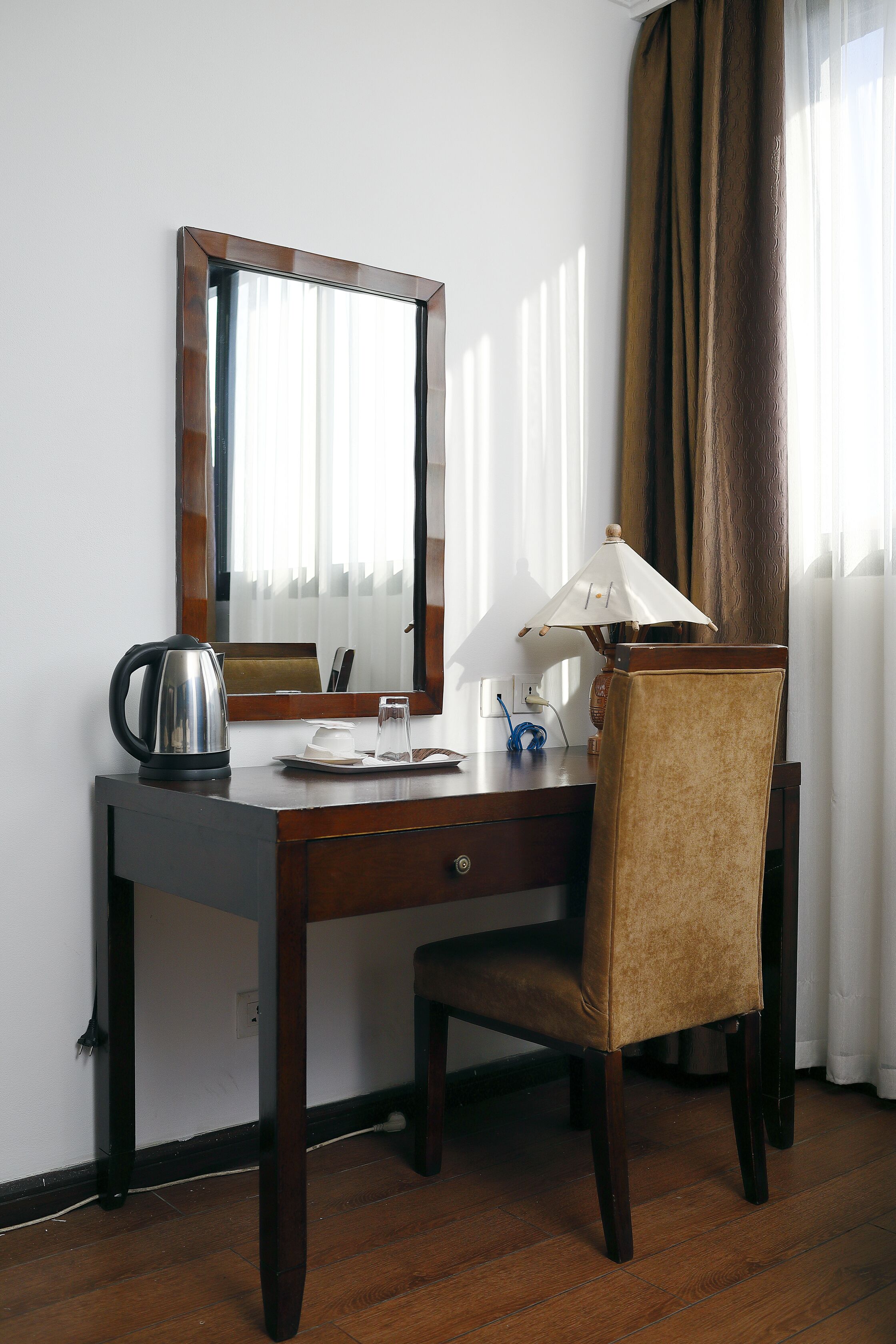 premium bedding, select comfort beds, minibar, in-room safe