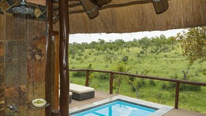 Luxury Suite, 1 King Bed | Bathroom - Royal Madikwe Game Lodge (Ramotshere Moiloa)
