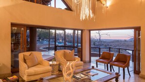 Interior entrance - Royal Madikwe Game Lodge (Ramotshere Moiloa)