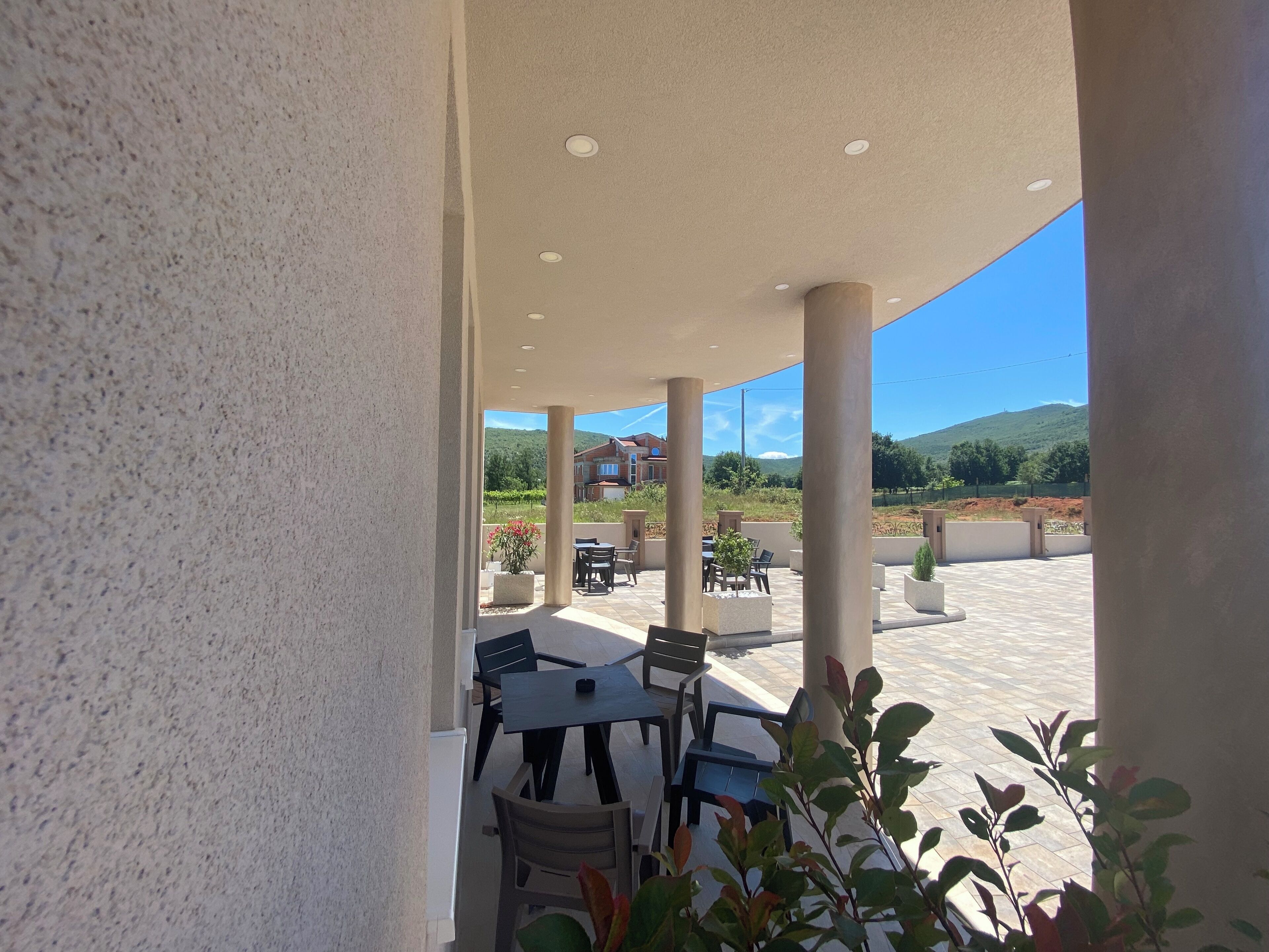 Photo - Villa Flowers