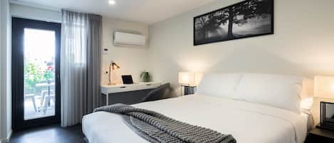 Deluxe Suite, 2 Bedrooms, Kitchen