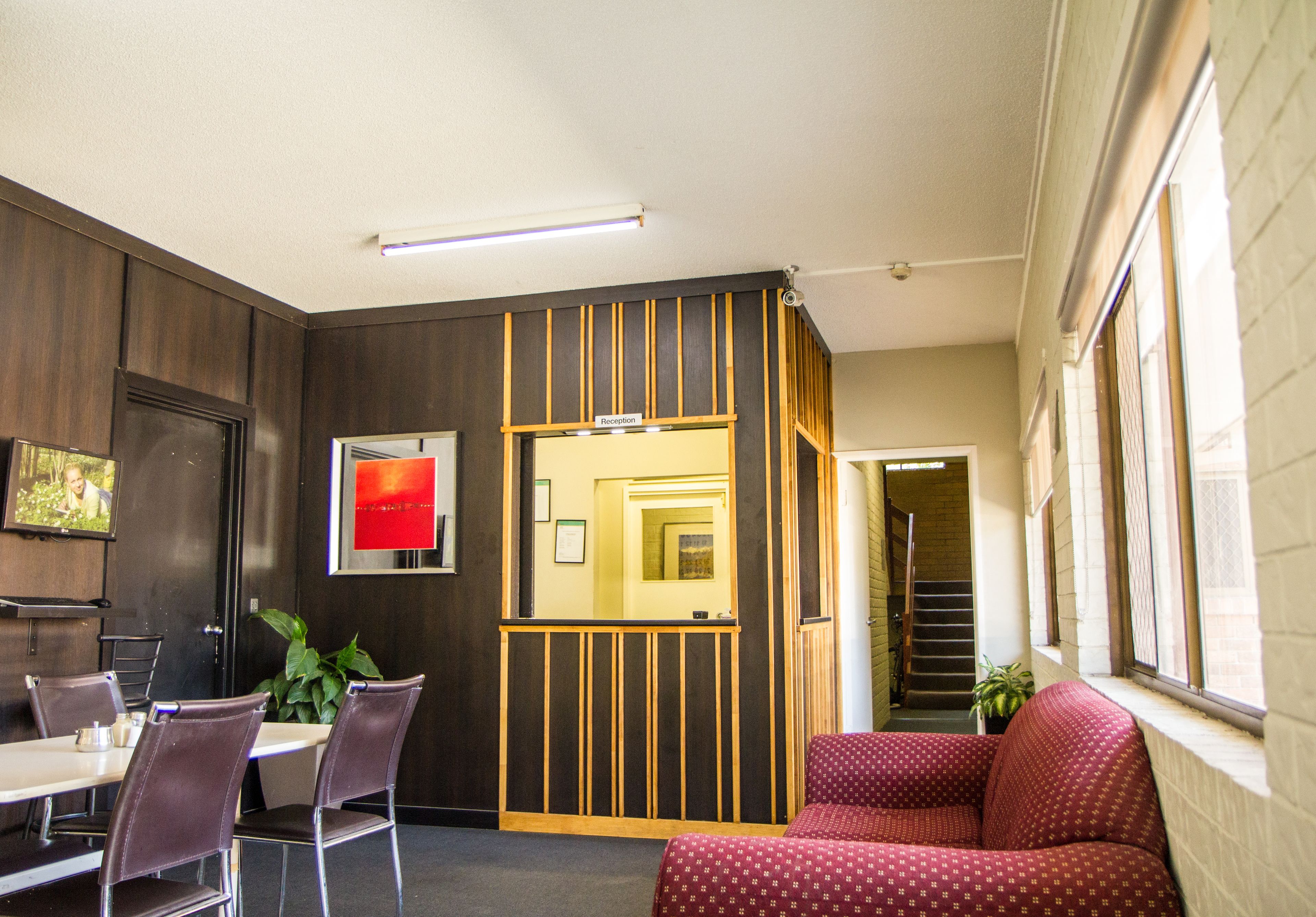 Foto - Ascot Budget Inn & Residences