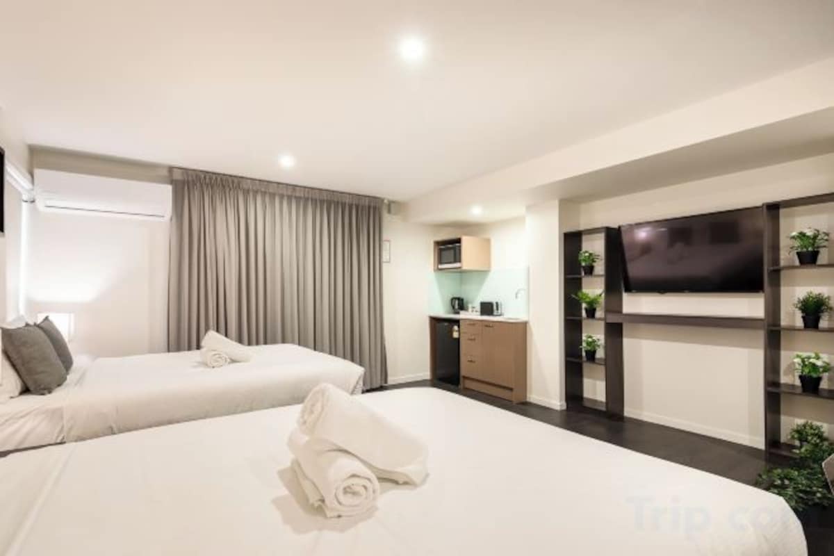 Two Double Studio with Kitchenette and Balcony