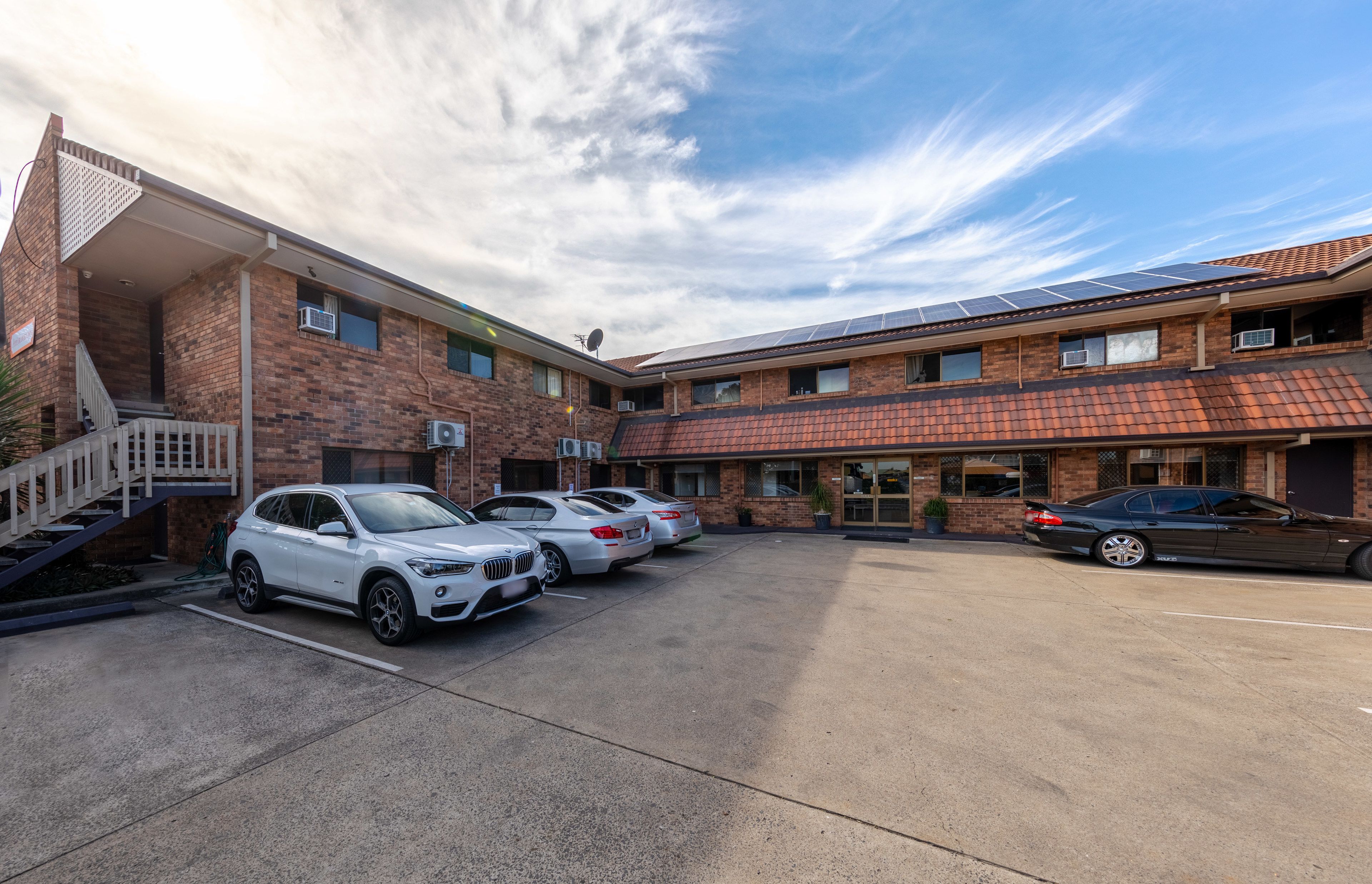 Foto - Ascot Budget Inn & Residences