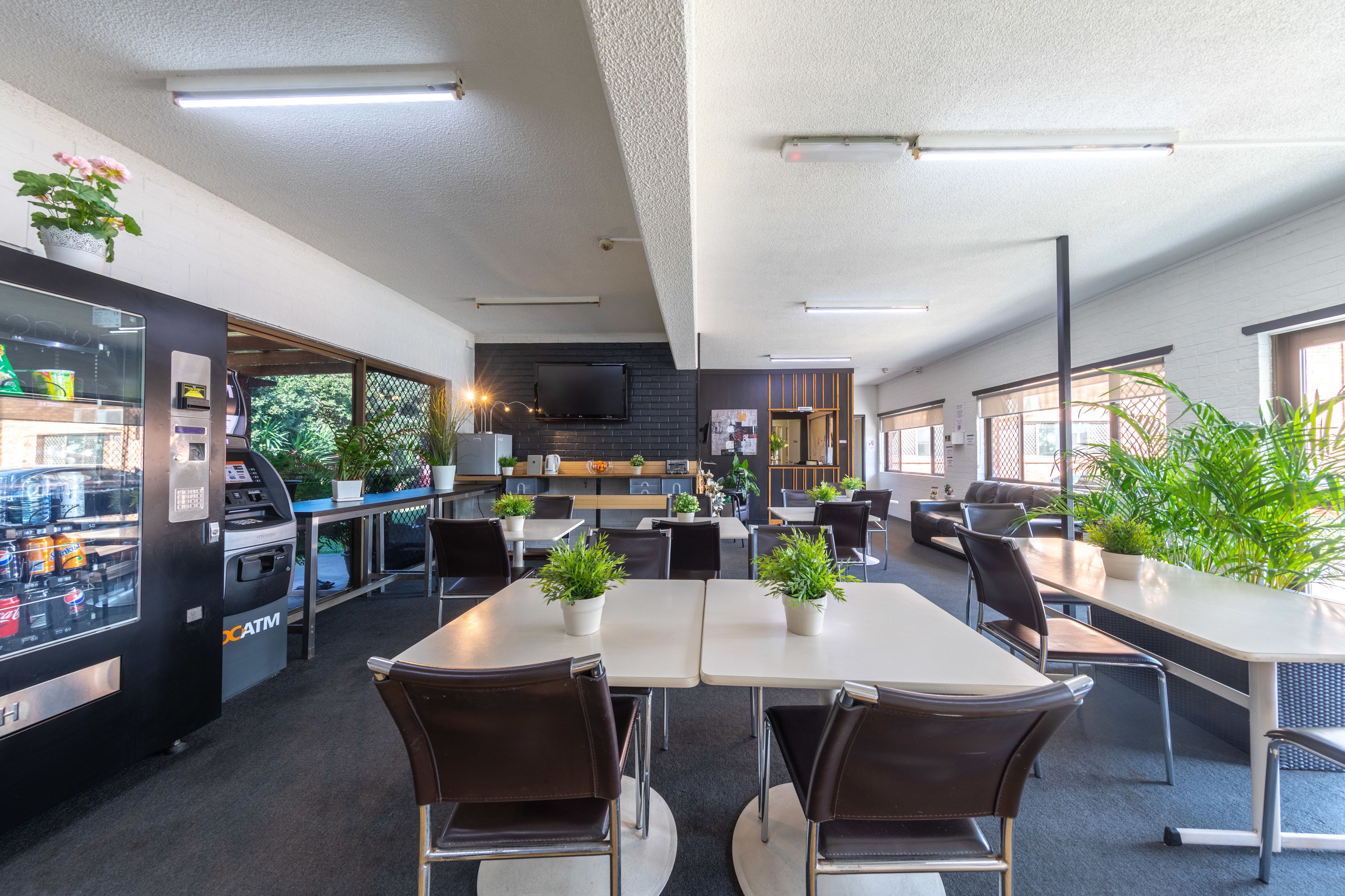 Foto - Ascot Budget Inn & Residences