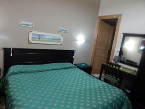 Dreibettzimmer, mit Bad