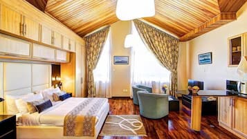 Suite Studio Panoramique, 1 grand lit, vue ville | Vue de la chambre