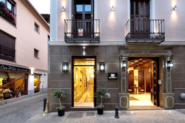 EntrĂ©e de lâhĂ©bergement