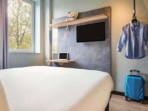 Ropa de cama de alta calidad y escritorio 
