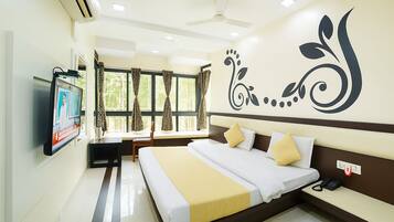 Superior-huone (Deluxe AC) | Työpöytä, lisävuoteet, ilmainen Wi-Fi, vuodevaatteet