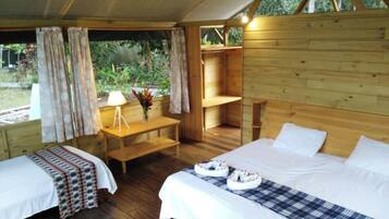 Habitación básica, 1 habitación | Cunas gratuitas y ropa de cama