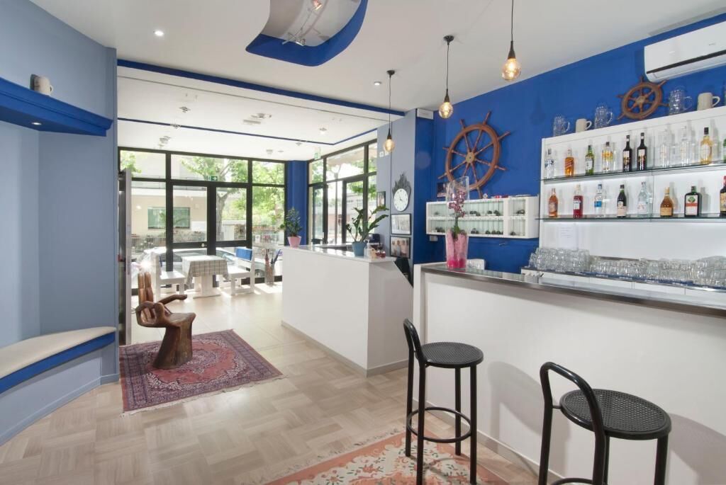 Bar (in der Unterkunft)