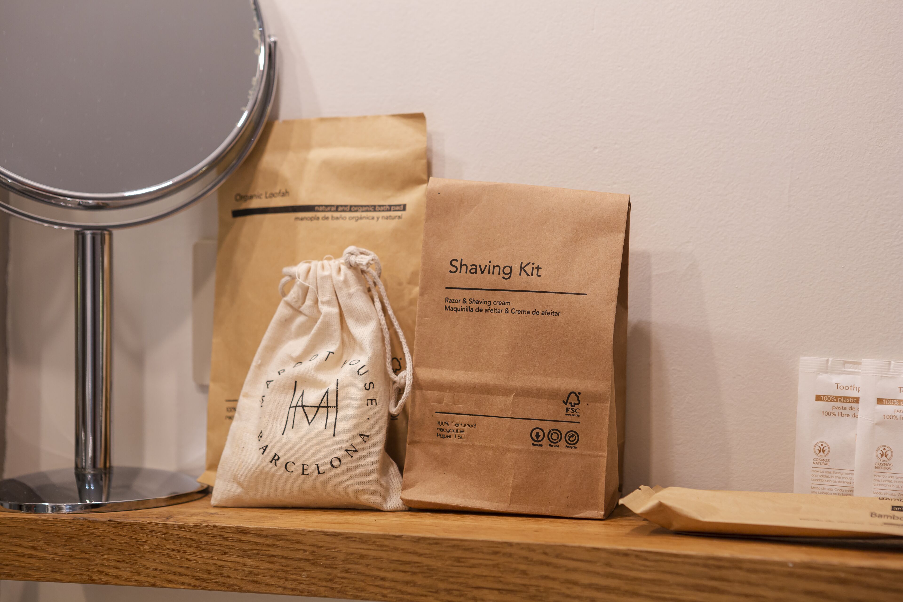 standard room (interior) | room amenity