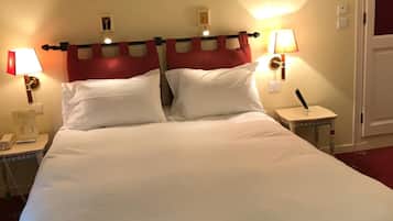 Desk, free cribs/infant beds, rollaway beds, free WiFi