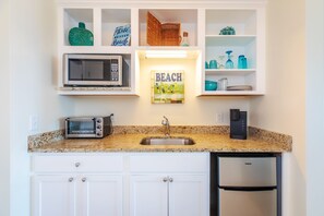 Studio, 2 Queen Beds, Ocean View | Private kitchen | Fridge, microwave, coffee/tea maker, toaster - Atlantic Breeze Suites (Hampton)