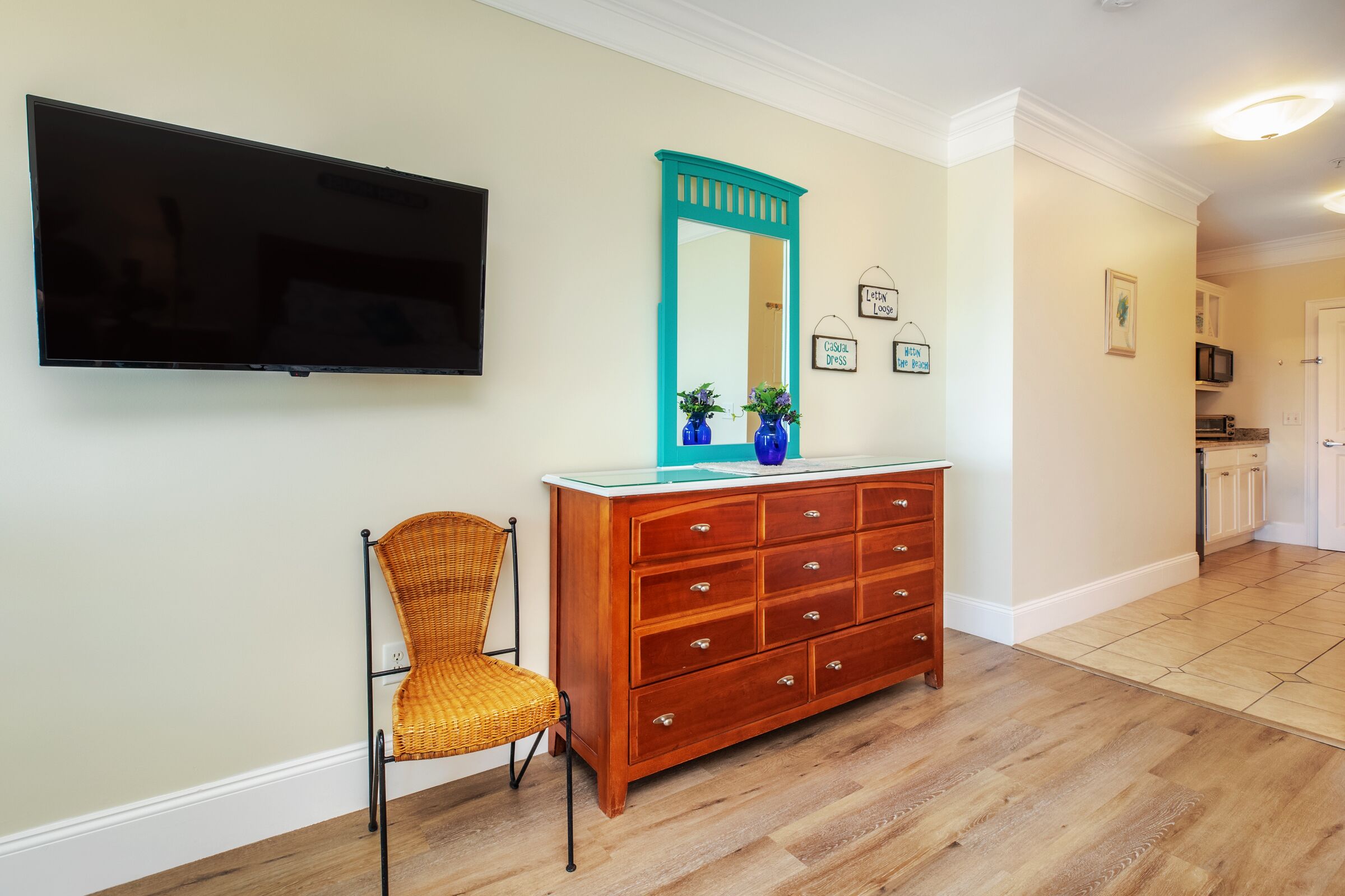 oceanfront room, queen bed, balcony | 1 bedroom, in-room safe, free wifi, bed sheets