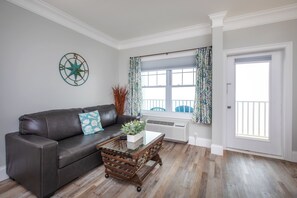 Deluxe Studio Suite, 1 King Bed with Sofa bed, Non Smoking, Ocean View | In-room safe, free WiFi, bed sheets - Atlantic Breeze Suites (Hampton)