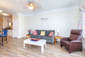 Téléviseur à écran plat de 42 po avec télévision par cùble, téléviseur