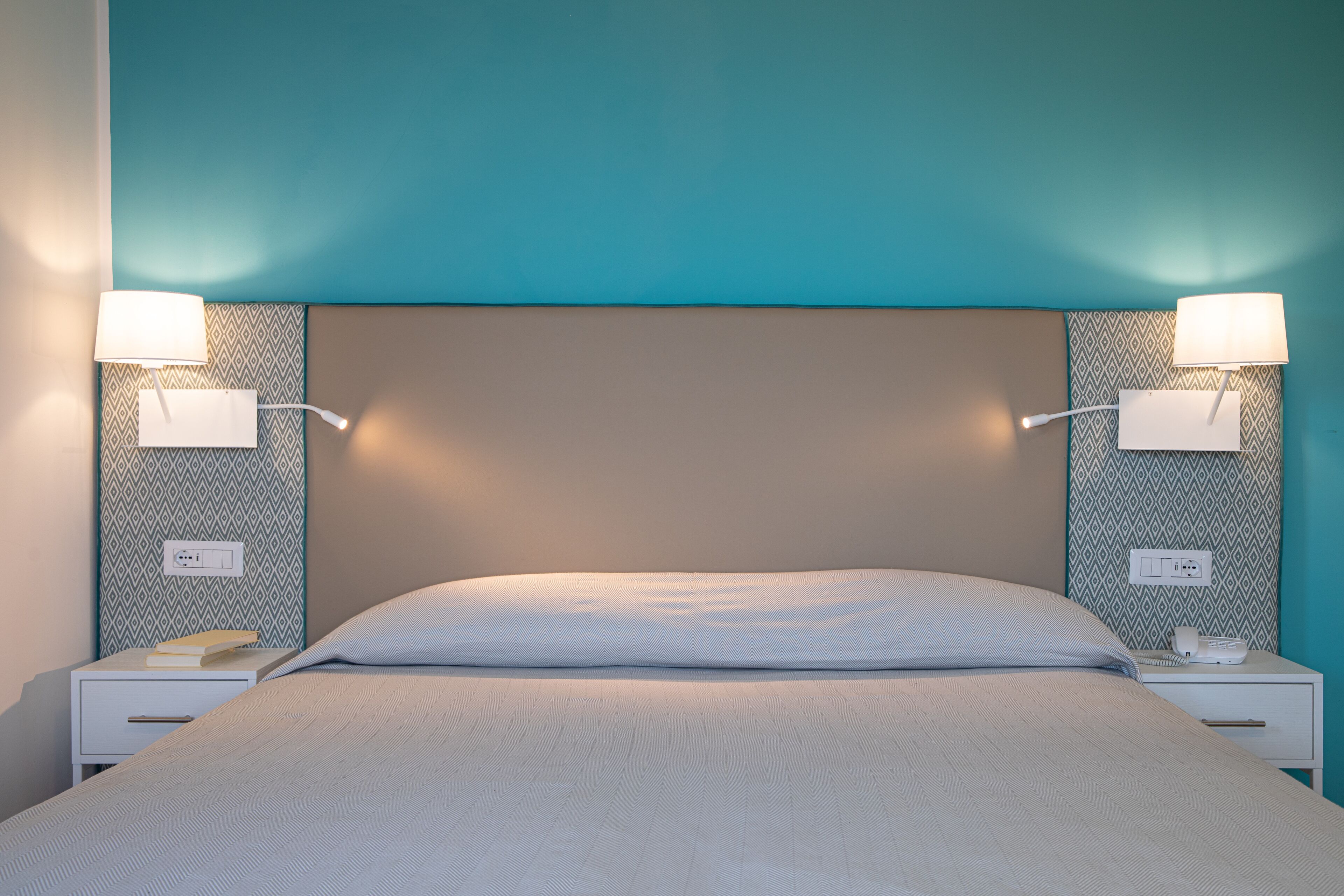 1 bedroom, premium bedding, minibar, in-room safe