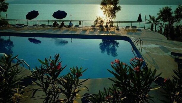 Unclassified image, 1 of 52, button - Residence Castelli (Brenzone sul Garda)