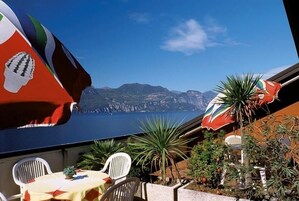 全景开间, 副楼 | 湖景