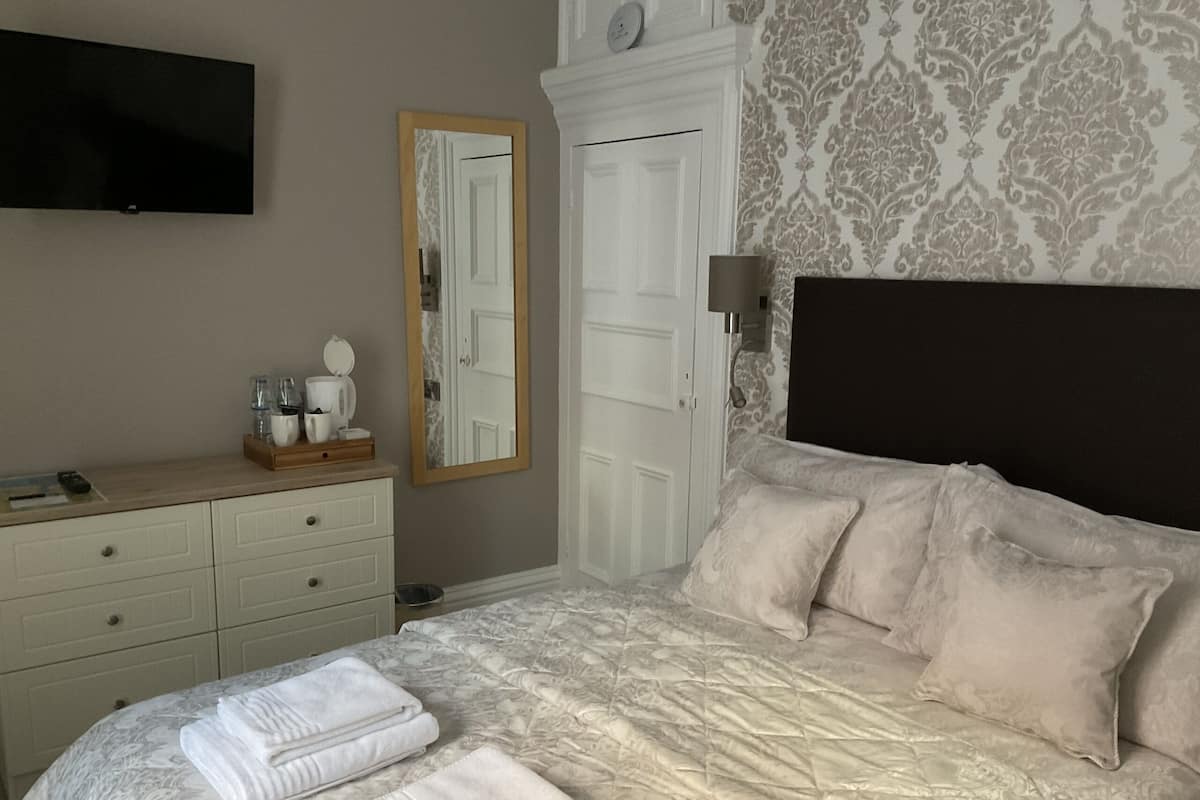 Tweepersoonskamer, en-suite badkamer | 1 slaapkamer