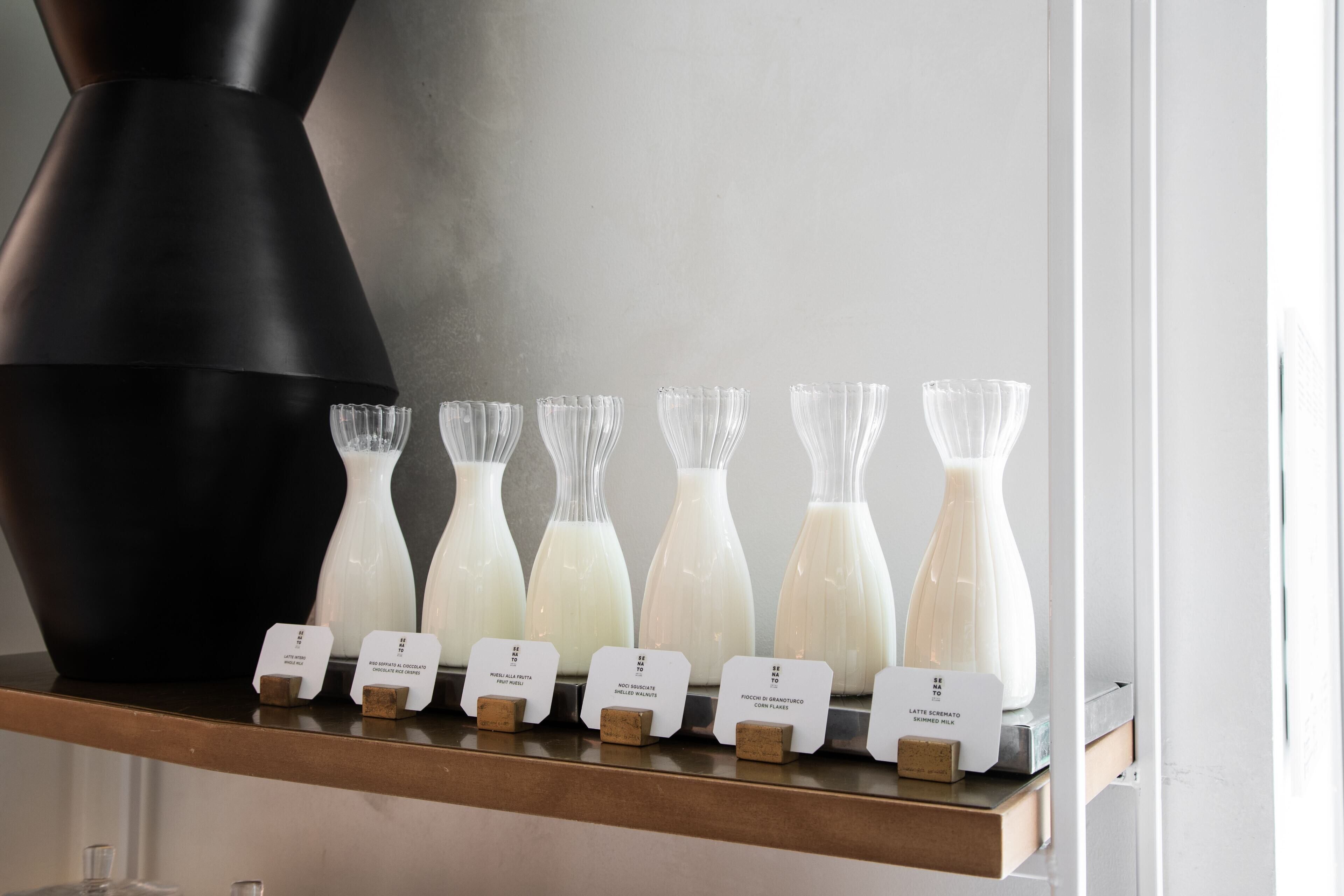 daily cooked-to-order breakfast (eur 25 per person)