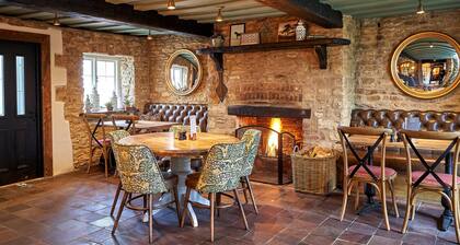 The Horse & Groom Inn