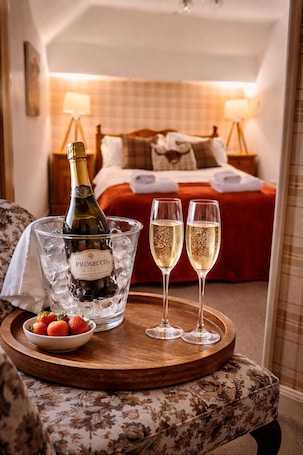 Alimentos y bebidas. Lodge at Lochside