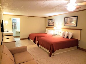 Economy Room, 2 Katil Ratu (Queen) | Seterika/papan seterika, Wi-fi percuma, cadar katil 