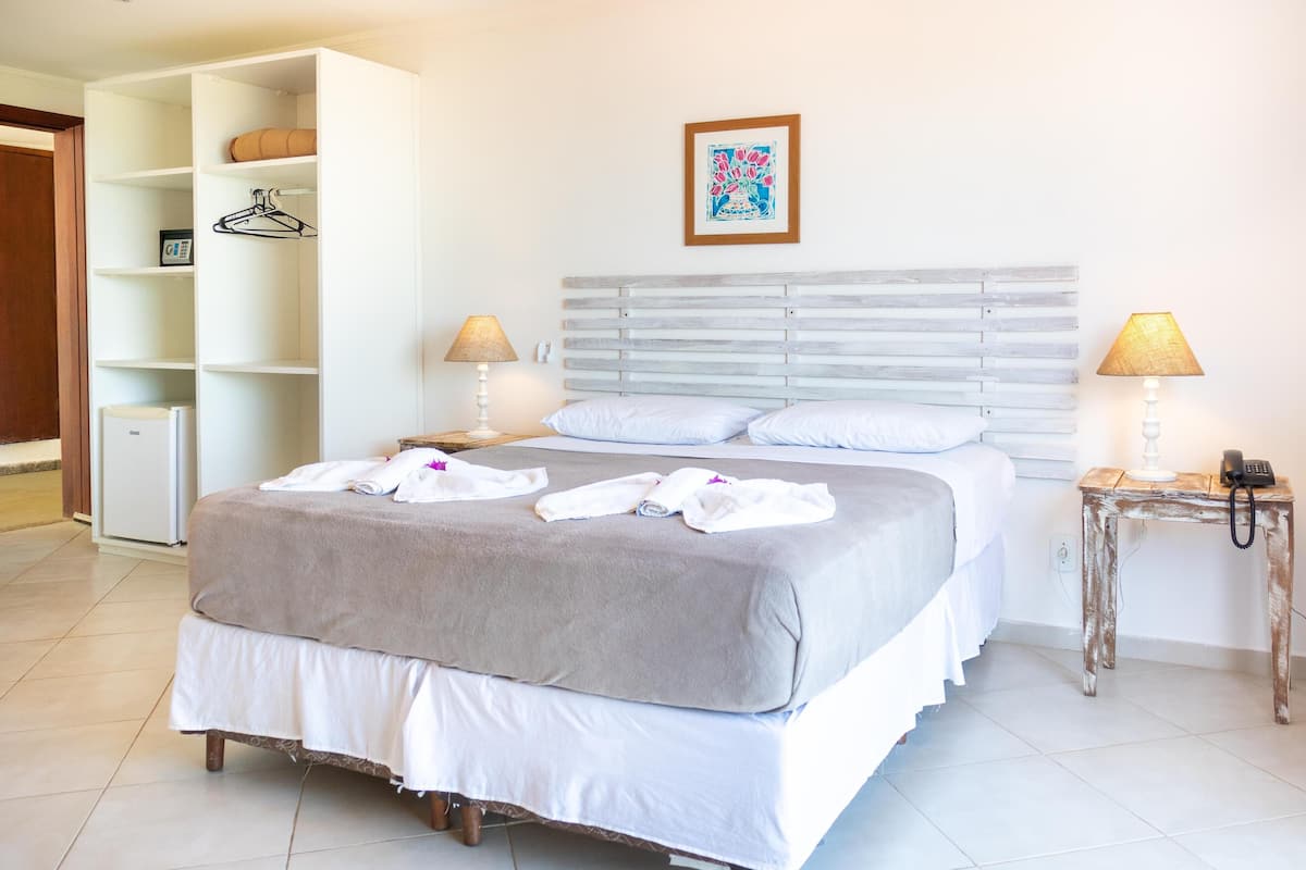 1 slaapkamer, luxe beddengoed, een minibar, een kluis op de kamer