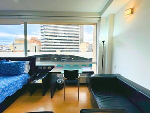 Televisión de pantalla plana