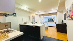 Ảnh chưa phân loại, 4 trong số 276 ảnh, nút
