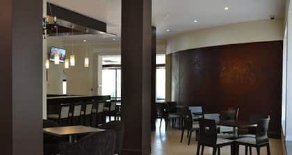 Jardy HĂŽtel & Suites