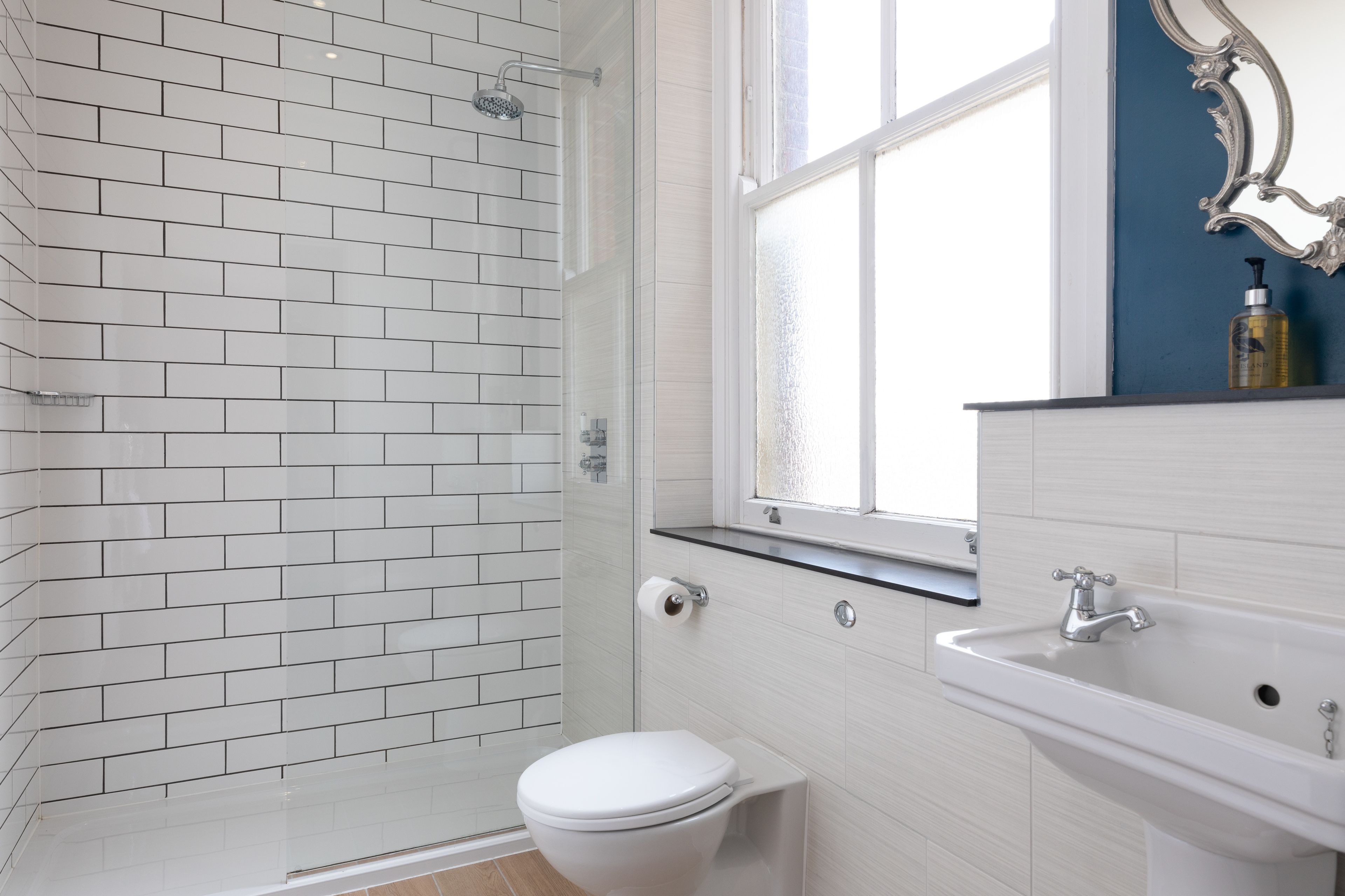 classic twin room | bathroom | shower, free toiletries, hair dryer, towels