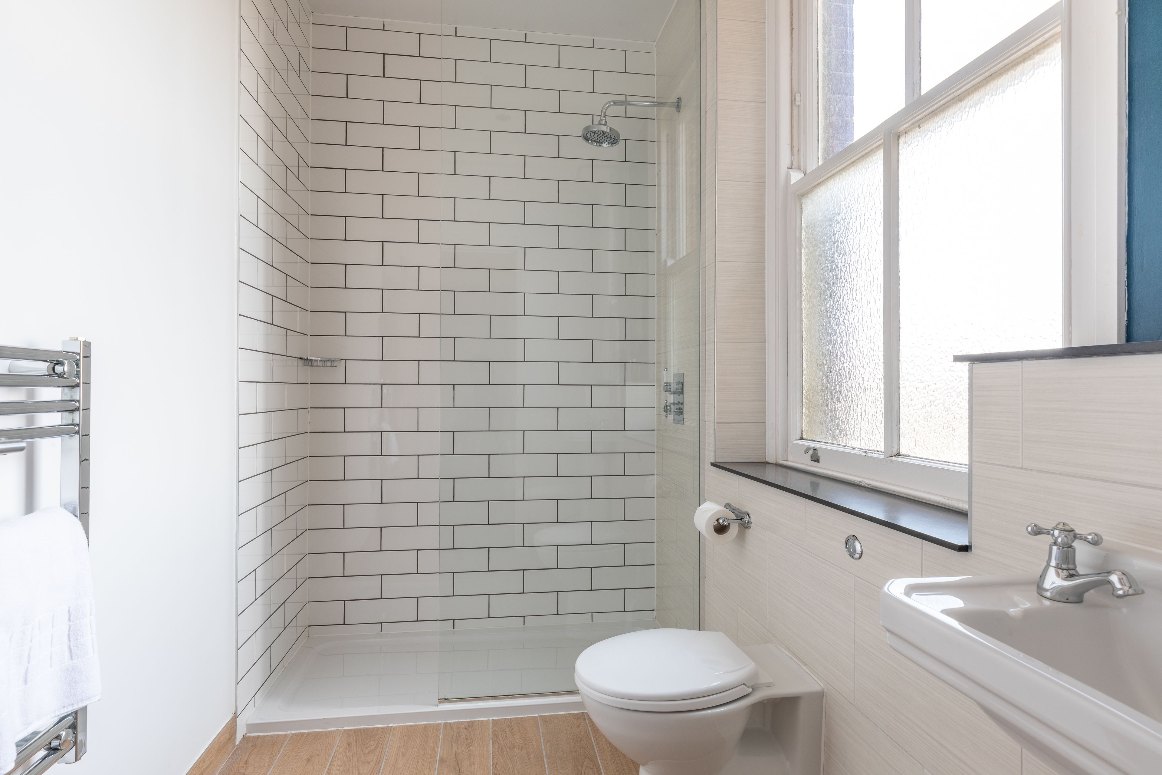 classic twin room | bathroom | shower, free toiletries, hair dryer, towels