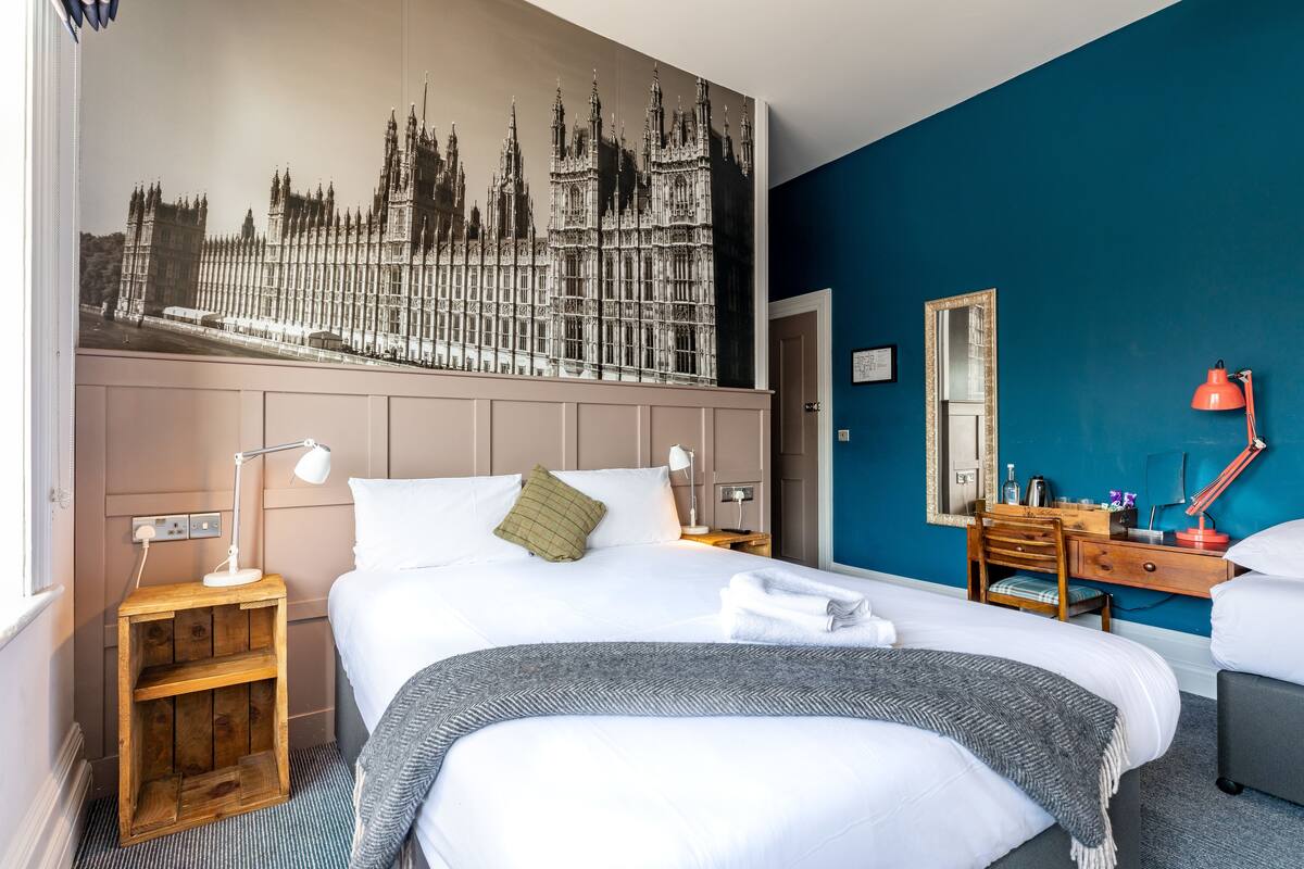 Classic-Doppelzimmer | 1 Schlafzimmer, Bügeleisen/Bügelbrett, kostenloses WLAN