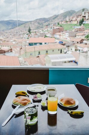 Food court - Cusco Packers Hostels (Cusco)