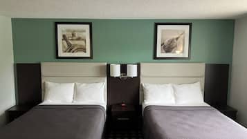 Suite, 2 Double Beds, Kitchen