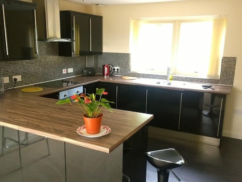 Your Travel Stop Craggside