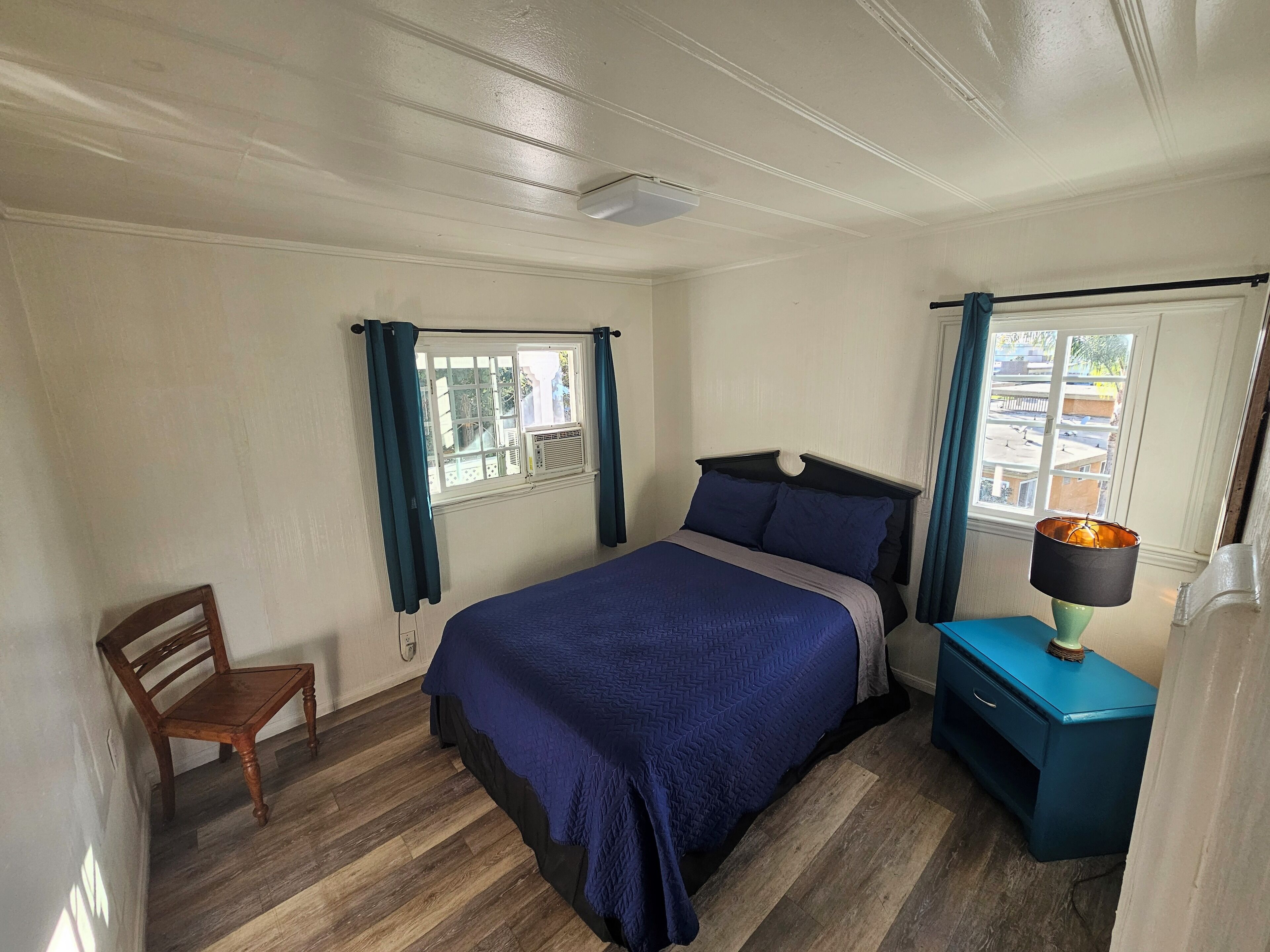 Ropa de cama de alta calidad, wifi gratis y ropa de cama 