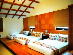 Japanese Family Room | Premium bedding, blackout drapes, rollaway beds, free WiFi - Bora Bora Bed and Breakfast (Hengchun)