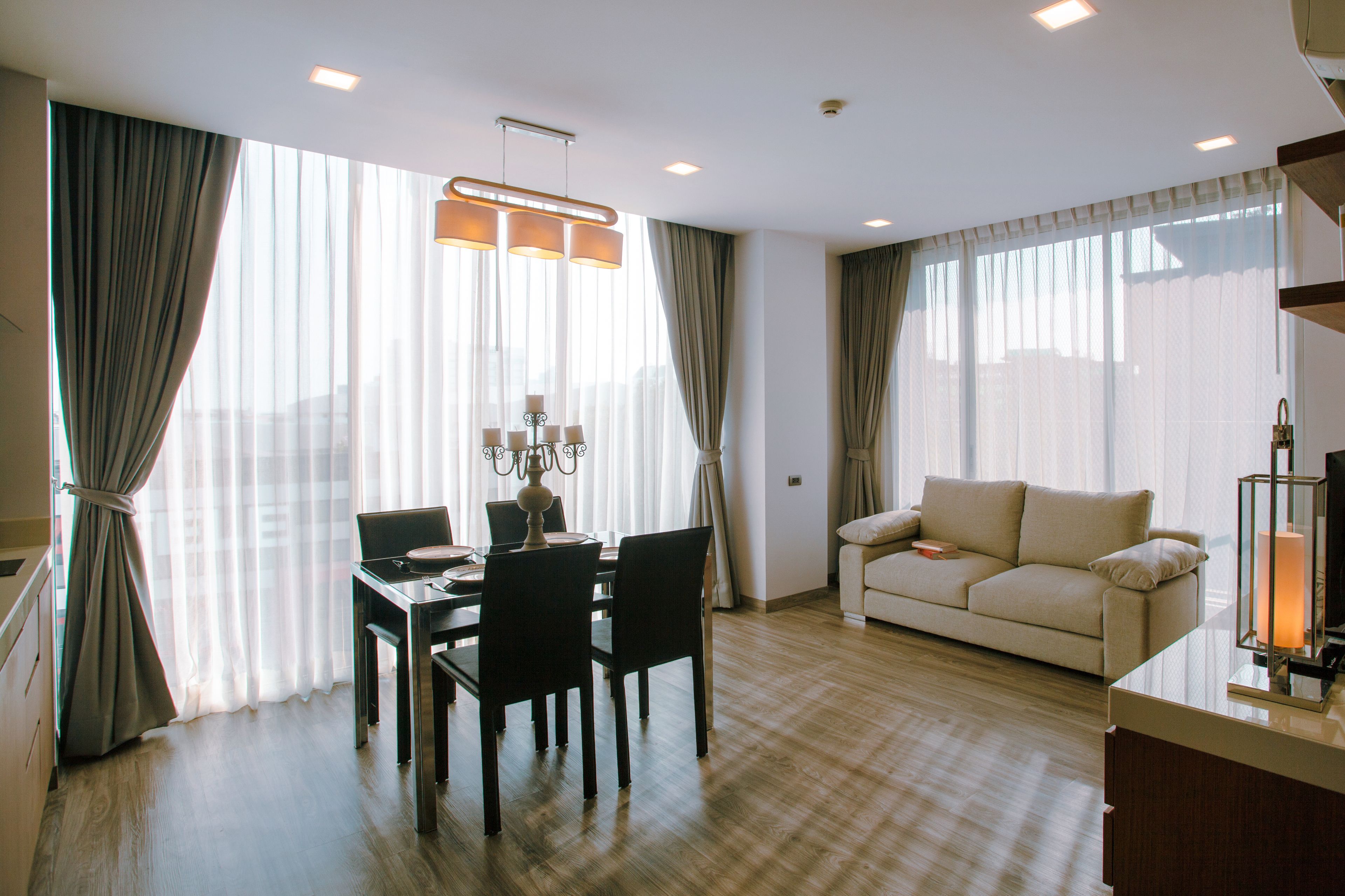 suite, 2 bedrooms | living area | 24-inch lcd tv with cable channels, tv
