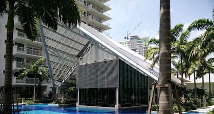 Indah Alam Vacation Home