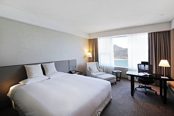 New Deluxe Double Room, Harbor View | View from room