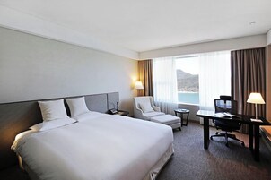 New Deluxe Double Room, Harbor View | View from room