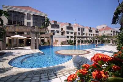 Village Residence Clarke Quay