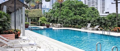 Indoor pool, outdoor pool, sun loungers